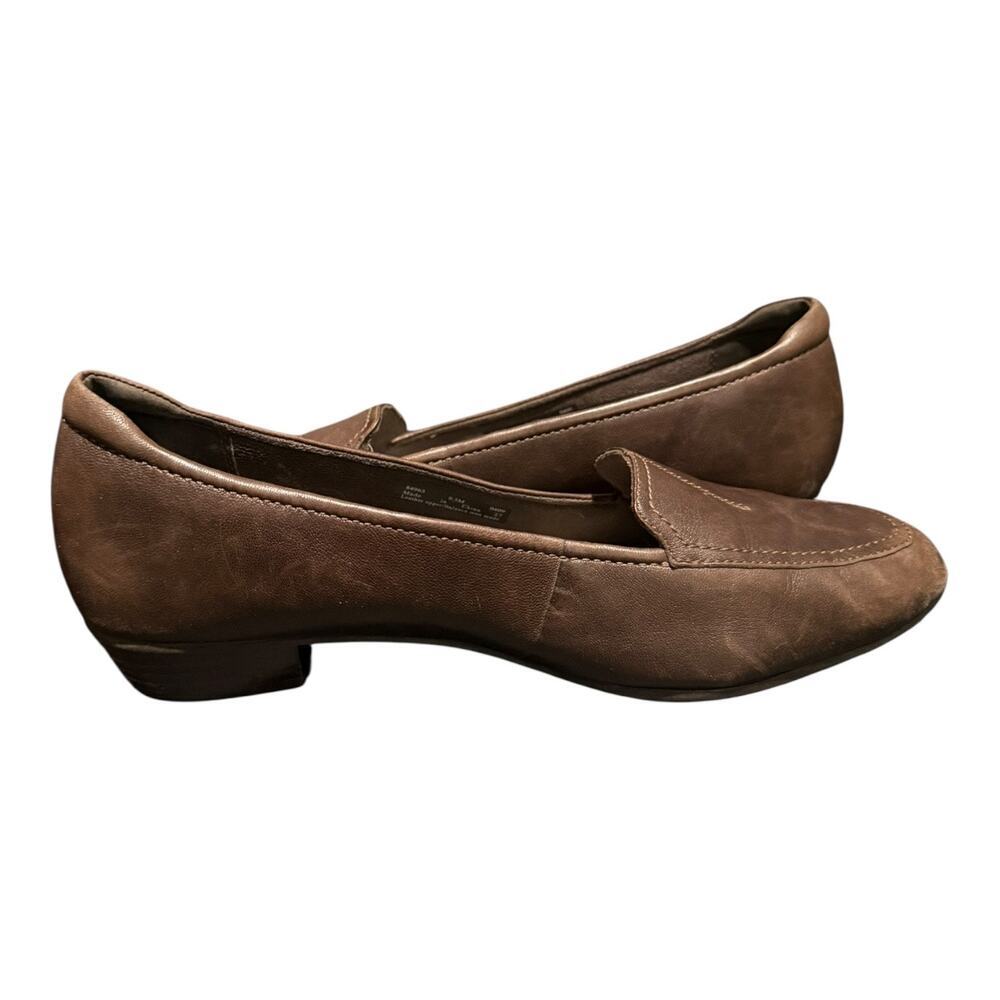 Clarks Women’s Brown Leather Loafers Comfort Slip On Shoes Size 9.5M - Picture 8 of 10
